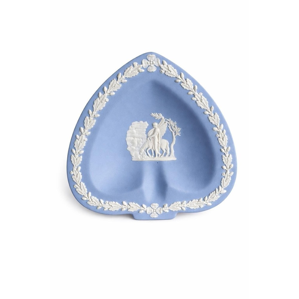 Wedgwood 4.25" X 4.25" Blue Jasperware Spade Trinket Dish